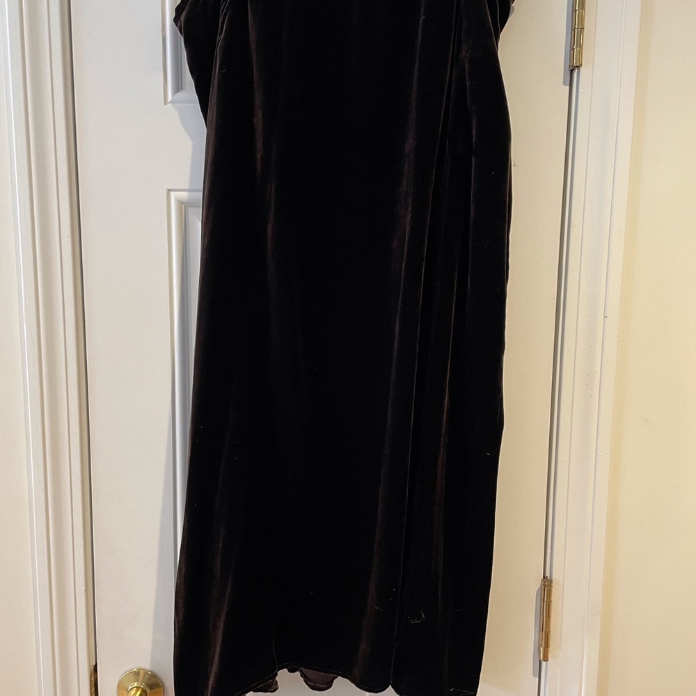 Peruvian Connection brown velvet midi skirt.